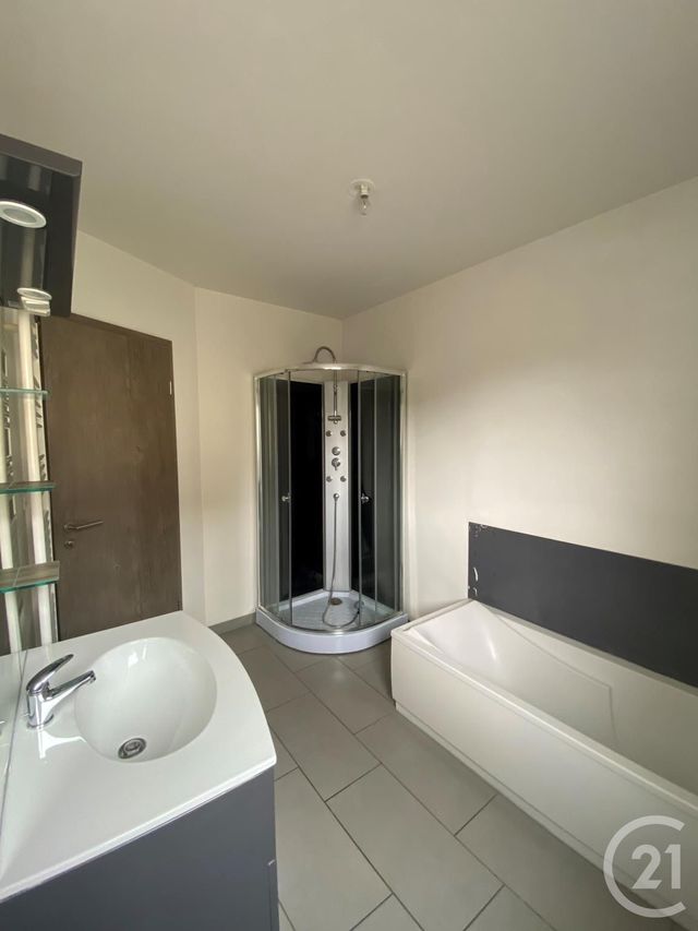 Appartement F3 à louer - 2 pièces - 55.56 m2 - THIONVILLE - 57 - LORRAINE - Century 21 Côté Est Immobilier