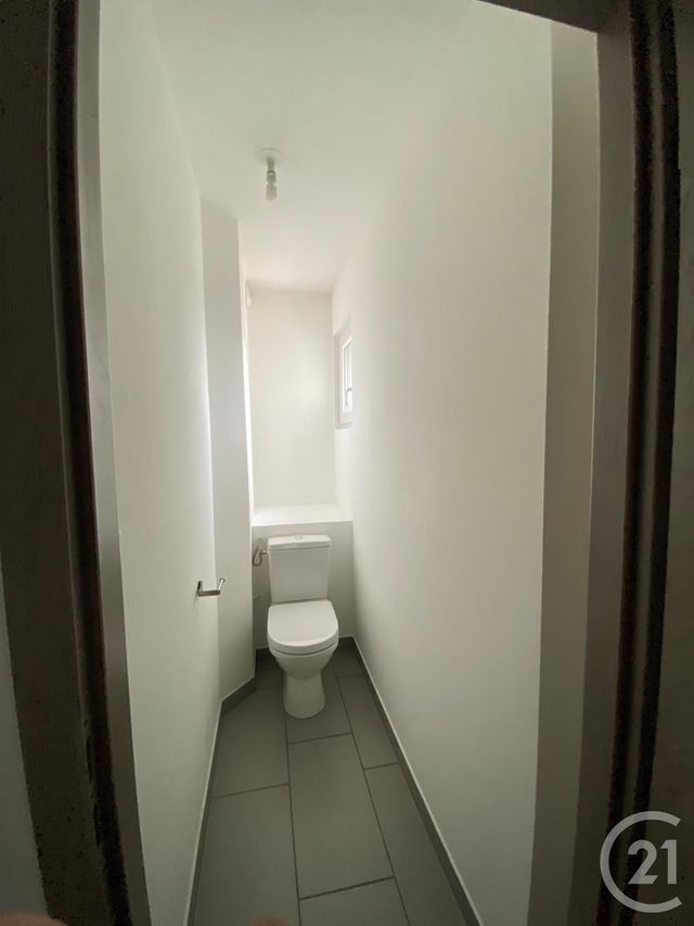 Appartement F3 à louer - 2 pièces - 55.56 m2 - THIONVILLE - 57 - LORRAINE - Century 21 Côté Est Immobilier