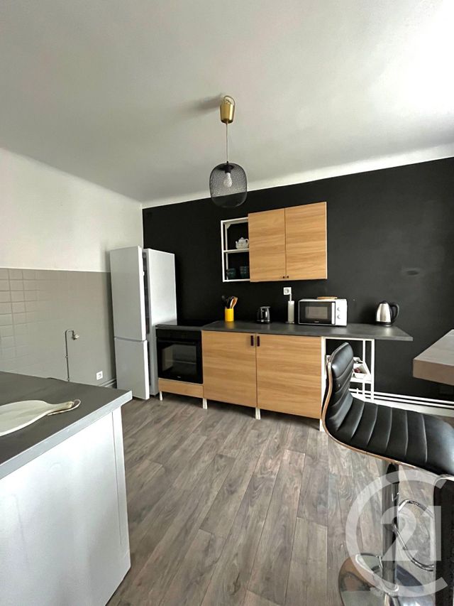 Afficher la photo en grand Appartement F5 à louer - 5 pièces - 90.19 m2 - ARS SUR MOSELLE - 57 - LORRAINE - Century 21 Côté Est Immobilier