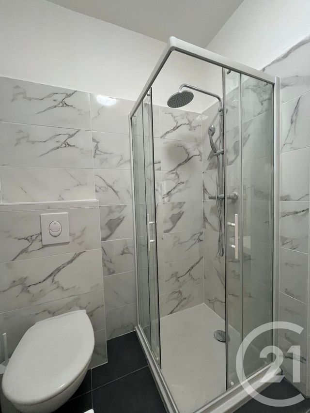 Afficher la photo en grand immeuble à vendre - 94.0 m2 - METZ - 57 - LORRAINE - Century 21 Côté Est Immobilier