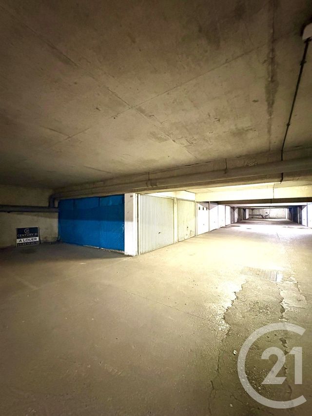 parking à louer - 15.0 m2 - THIONVILLE - 57 - LORRAINE - Century 21 Côté Est Immobilier