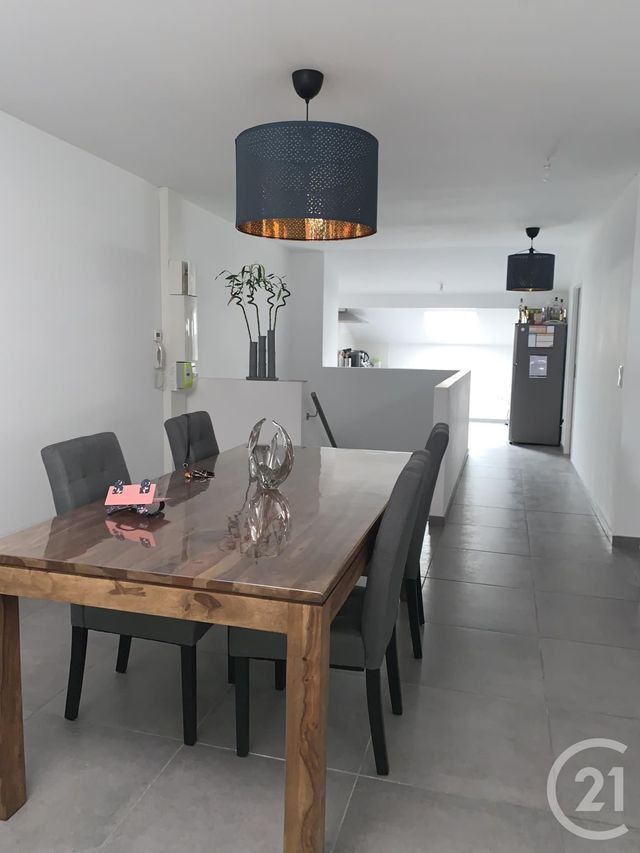 Afficher la photo en grand Appartement F4 à louer - 5 pièces - 80.1 m2 - BOULAY MOSELLE - 57 - LORRAINE - Century 21 Côté Est Immobilier