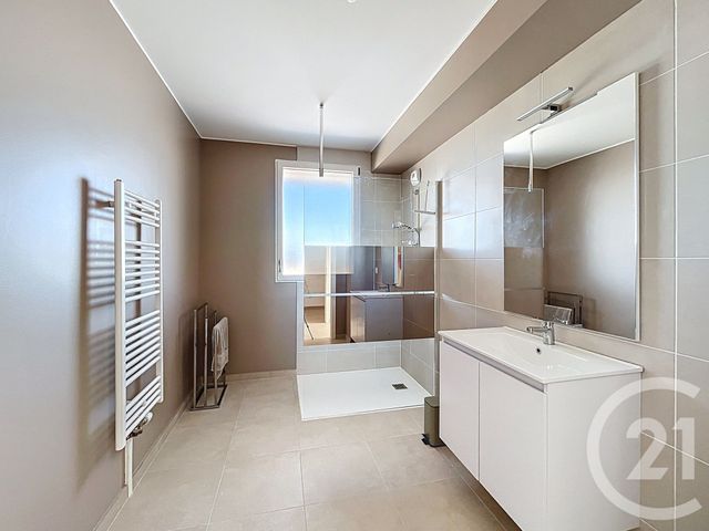 Appartement F4 à vendre - 4 pièces - 91.0 m2 - MONTIGNY LES METZ - 57 - LORRAINE - Century 21 Côté Est Immobilier