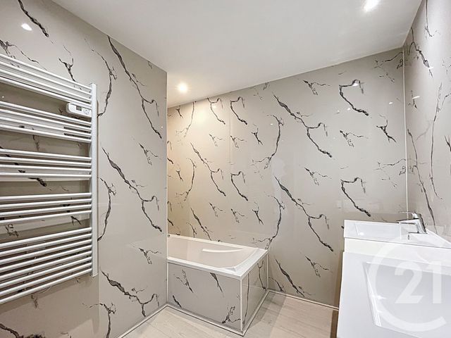 Appartement F3 à vendre - 5 pièces - 151.5 m2 - COURCELLES CHAUSSY - 57 - LORRAINE - Century 21 Côté Est Immobilier