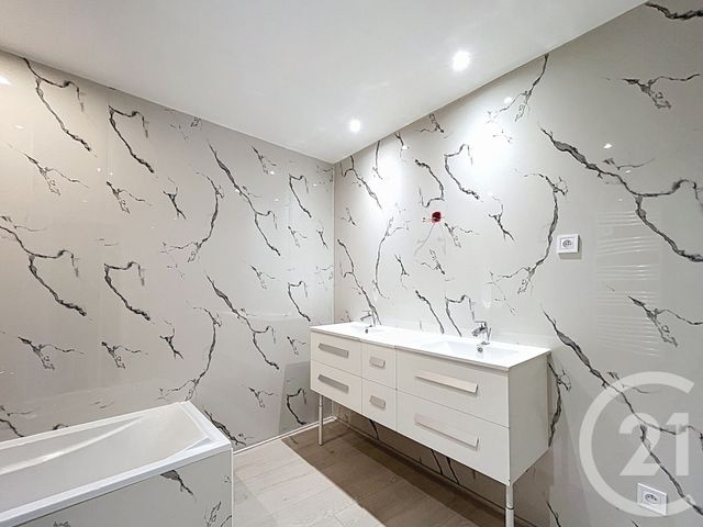 Appartement F3 à vendre - 5 pièces - 151.5 m2 - COURCELLES CHAUSSY - 57 - LORRAINE - Century 21 Côté Est Immobilier