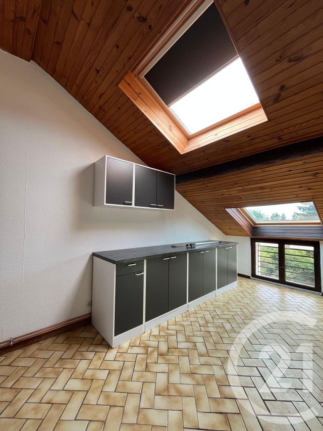 Appartement F4 à louer - 4 pièces - 108.0 m2 - ST JULIEN LES METZ - 57 - LORRAINE - Century 21 Côté Est Immobilier