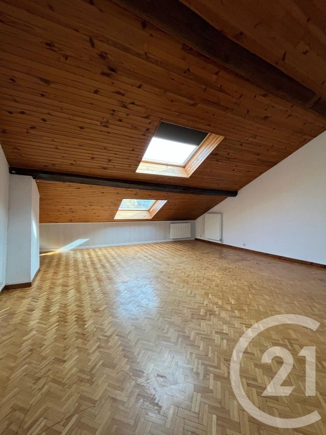 Appartement F4 à louer - 4 pièces - 108.0 m2 - ST JULIEN LES METZ - 57 - LORRAINE - Century 21 Côté Est Immobilier