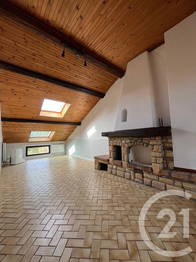 Appartement F4 à louer - 4 pièces - 108.0 m2 - ST JULIEN LES METZ - 57 - LORRAINE - Century 21 Côté Est Immobilier