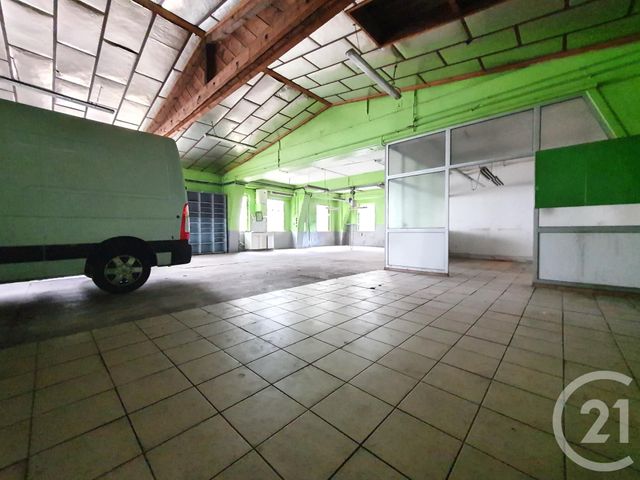 commerce à louer - 300.0 m2 - LE BAN ST MARTIN - 57 - LORRAINE - Century 21 Côté Est Immobilier