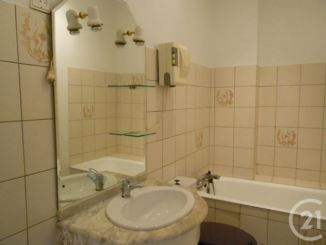 Appartement F2 à louer - 2 pièces - 41.9 m2 - METZ - 57 - LORRAINE - Century 21 Côté Est Immobilier