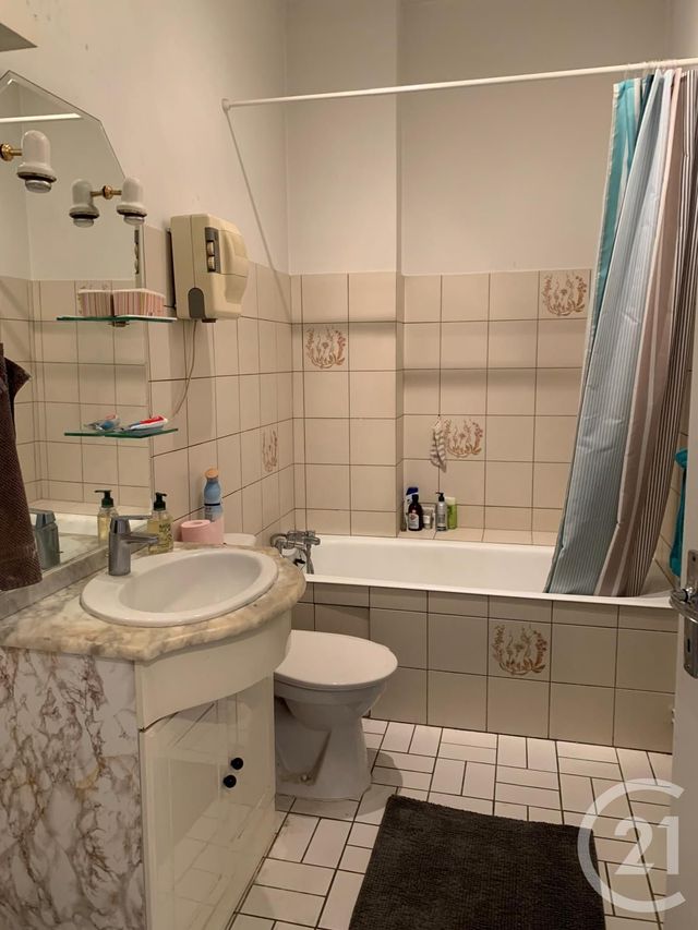 Appartement F2 à louer - 2 pièces - 41.9 m2 - METZ - 57 - LORRAINE - Century 21 Côté Est Immobilier