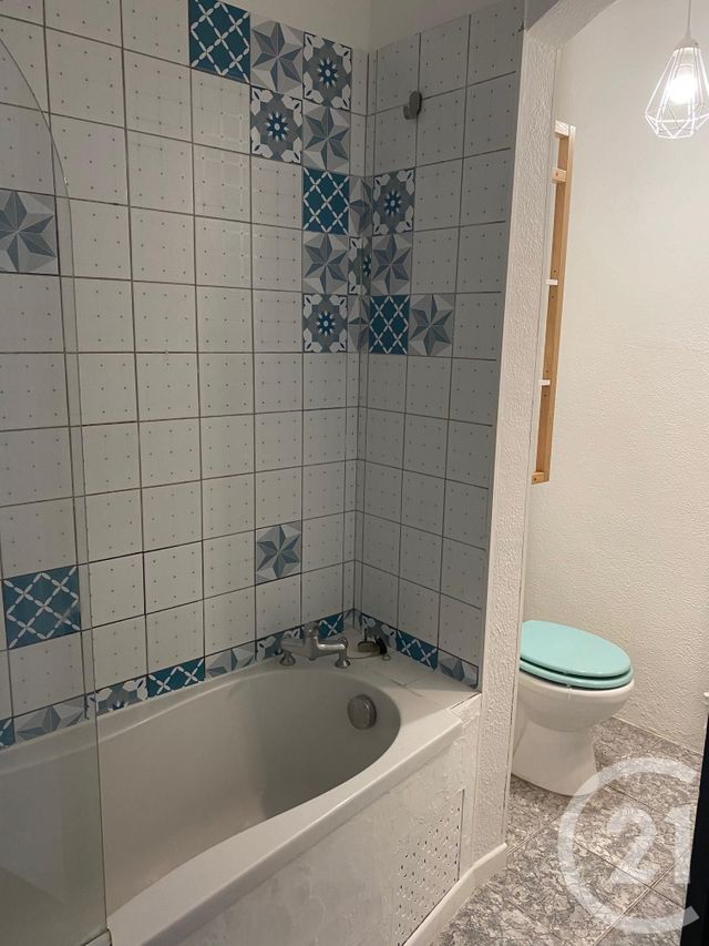 Appartement F3 à louer - 3 pièces - 61.0 m2 - MOYEUVRE GRANDE - 57 - LORRAINE - Century 21 Côté Est Immobilier