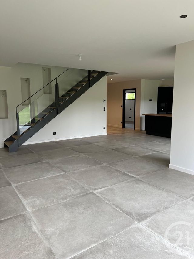 Afficher la photo en grand maison à louer - 6 pièces - 144.4 m2 - CHARLY ORADOUR - 57 - LORRAINE - Century 21 Côté Est Immobilier