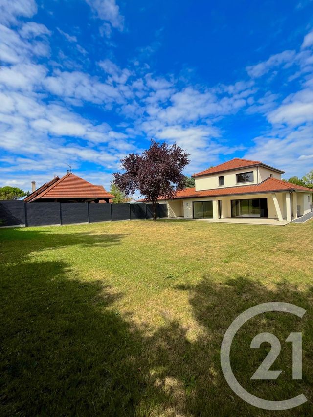 Afficher la photo en grand maison à louer - 6 pièces - 144.4 m2 - CHARLY ORADOUR - 57 - LORRAINE - Century 21 Côté Est Immobilier