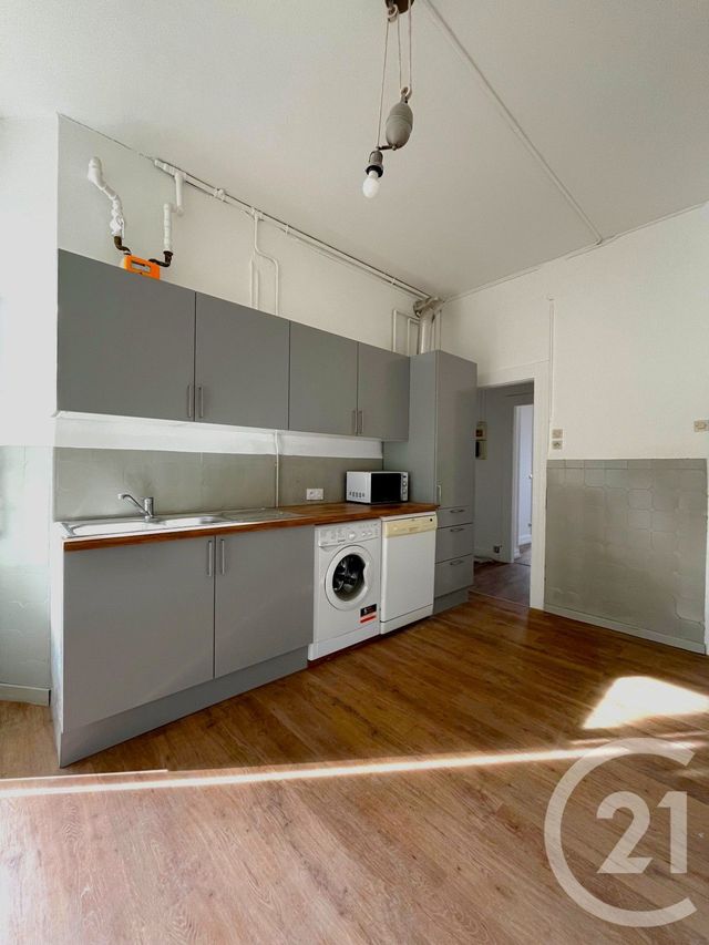 Appartement F3 à louer - 3 pièces - 71.0 m2 - MONTIGNY LES METZ - 57 - LORRAINE - Century 21 Côté Est Immobilier