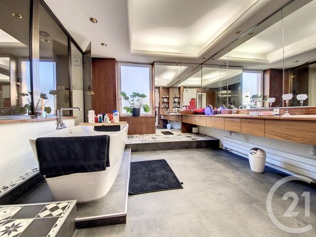 maison à vendre - 8 pièces - 255.0 m2 - ST JULIEN LES METZ - 57 - LORRAINE - Century 21 Côté Est Immobilier