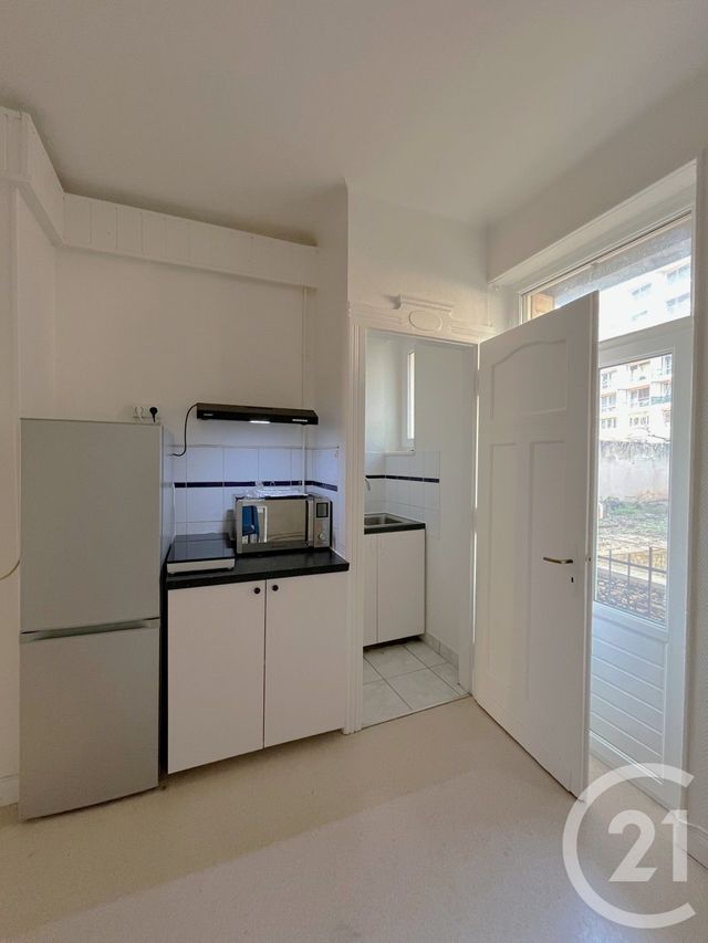 Appartement F3 à louer - 3 pièces - 53.0 m2 - METZ - 57 - LORRAINE - Century 21 Côté Est Immobilier