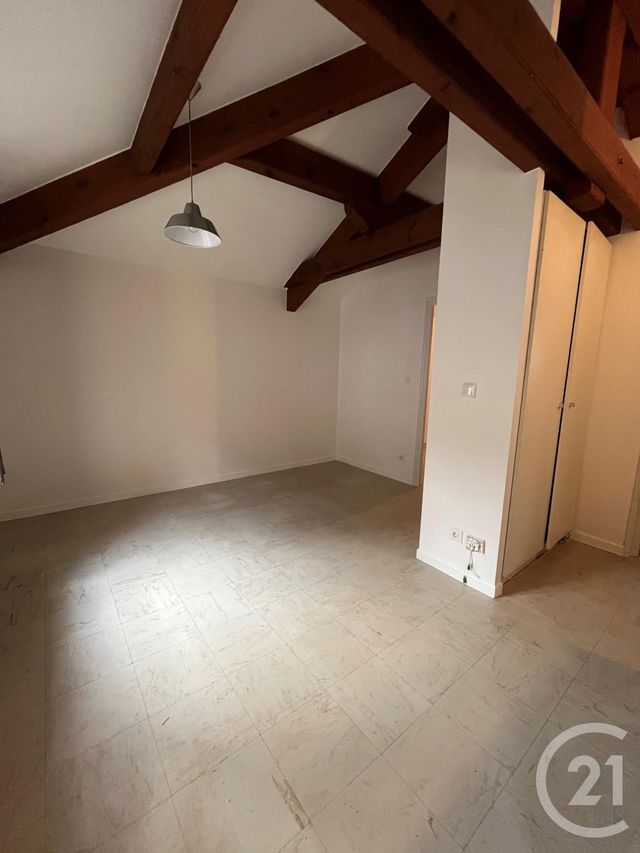Appartement F2 à louer - 2 pièces - 31.11 m2 - METZ - 57 - LORRAINE - Century 21 Côté Est Immobilier