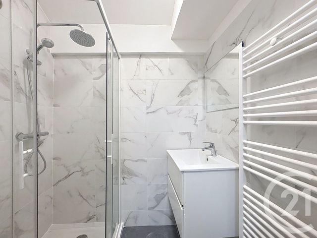 Appartement F3 à vendre - 3 pièces - 31.64 m2 - METZ - 57 - LORRAINE - Century 21 Côté Est Immobilier