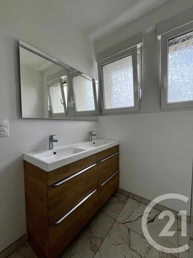 Appartement F4 à louer - 4 pièces - 77.66 m2 - ST JULIEN LES METZ - 57 - LORRAINE - Century 21 Côté Est Immobilier