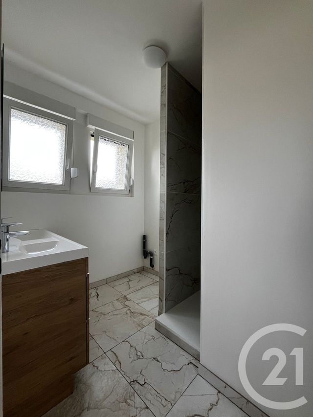 Appartement F4 à louer - 4 pièces - 77.66 m2 - ST JULIEN LES METZ - 57 - LORRAINE - Century 21 Côté Est Immobilier