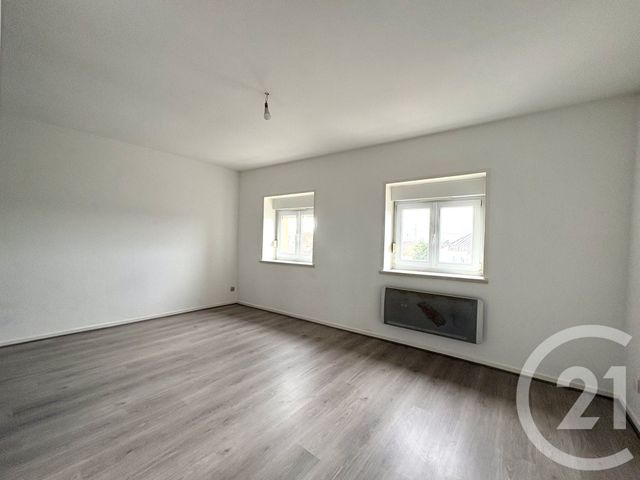 Appartement F3 à louer - 3 pièces - 65.59 m2 - STE MARIE AUX CHENES - 57 - LORRAINE - Century 21 Côté Est Immobilier