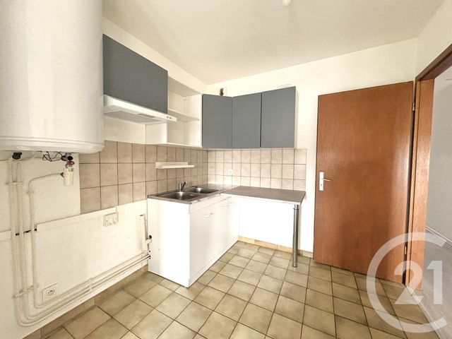 Appartement F3 à louer - 3 pièces - 65.59 m2 - STE MARIE AUX CHENES - 57 - LORRAINE - Century 21 Côté Est Immobilier