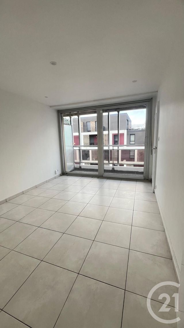 Appartement F1 à louer - 1 pièce - 23.82 m2 - METZ - 57 - LORRAINE - Century 21 Côté Est Immobilier