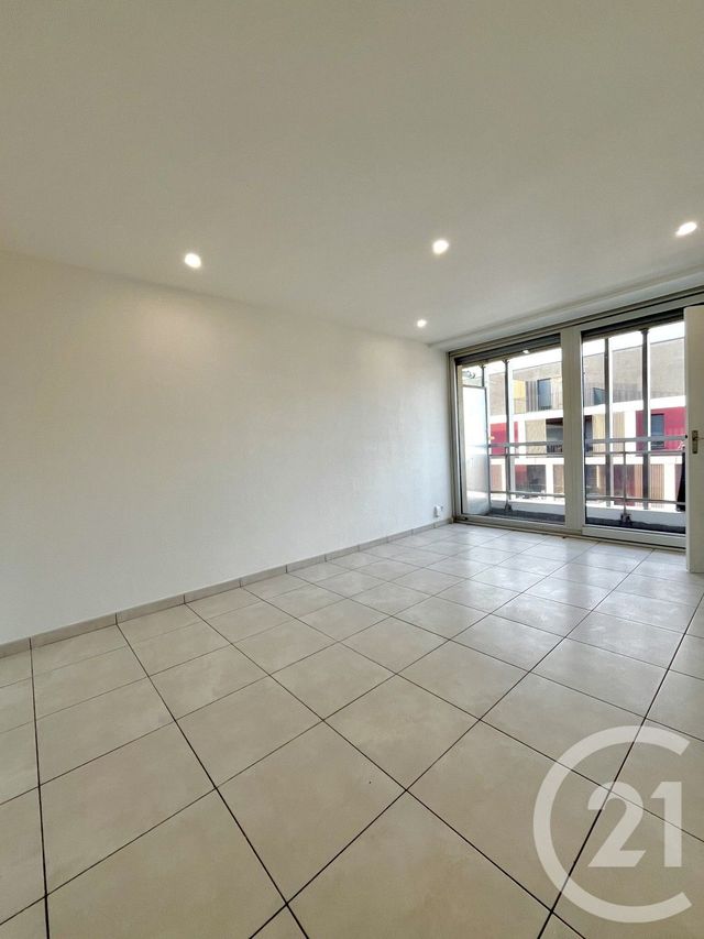 Appartement F1 à louer - 1 pièce - 23.82 m2 - METZ - 57 - LORRAINE - Century 21 Côté Est Immobilier