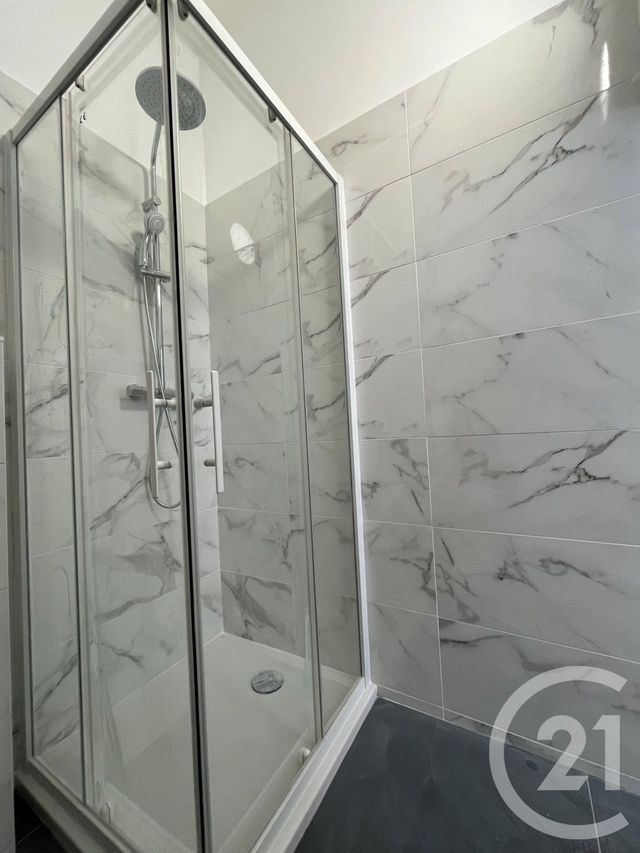 Appartement F1 à louer - 1 pièce - 13.0 m2 - METZ - 57 - LORRAINE - Century 21 Côté Est Immobilier