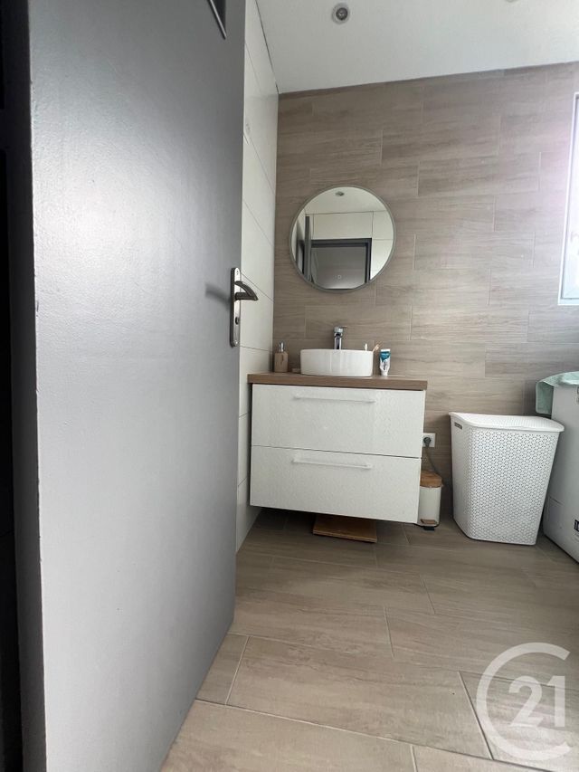 Appartement F3 à louer - 3 pièces - 68.73 m2 - YUTZ - 57 - LORRAINE - Century 21 Côté Est Immobilier