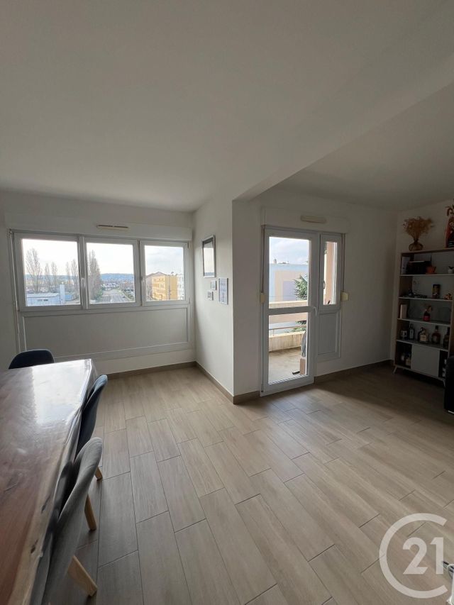 Appartement F3 à louer - 3 pièces - 68.73 m2 - YUTZ - 57 - LORRAINE - Century 21 Côté Est Immobilier
