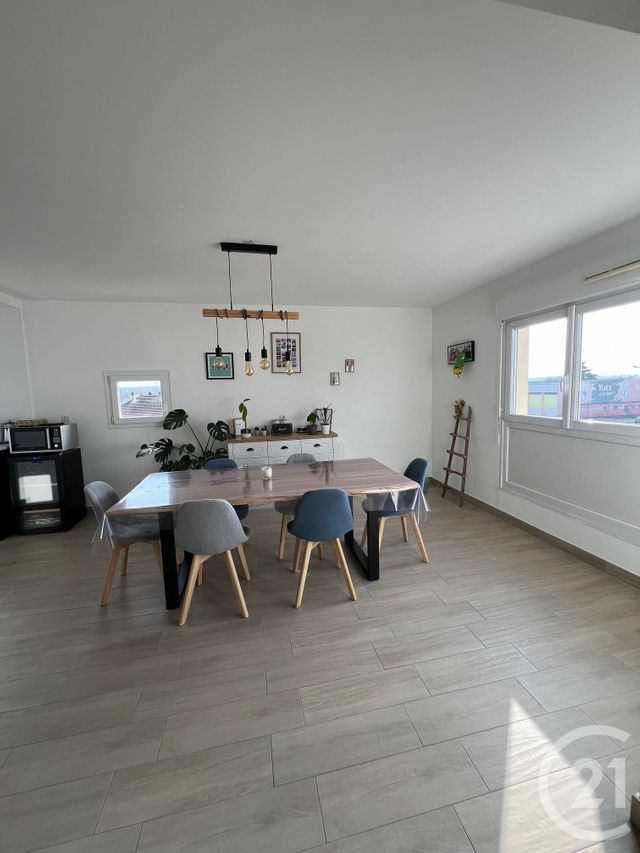 Appartement F3 à louer - 3 pièces - 68.73 m2 - YUTZ - 57 - LORRAINE - Century 21 Côté Est Immobilier