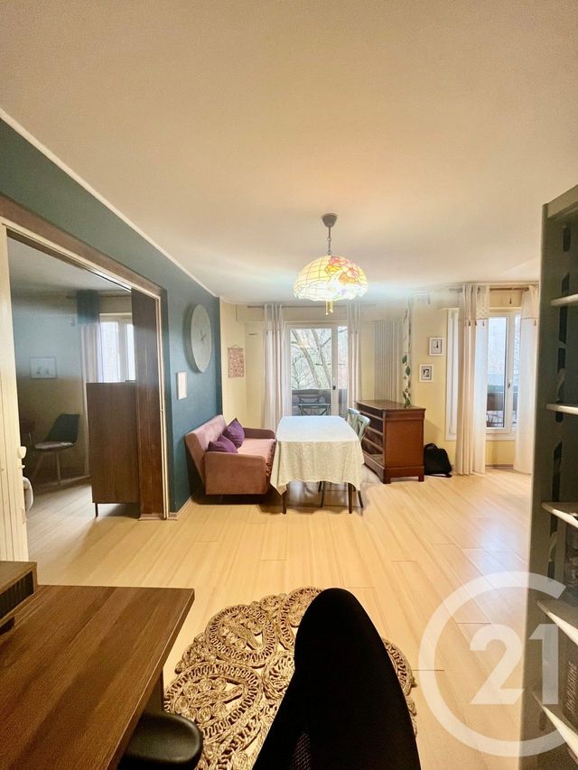 Appartement F2 à louer - 2 pièces - 48.7 m2 - METZ - 57 - LORRAINE - Century 21 Côté Est Immobilier