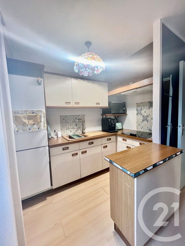 Appartement F2 à louer - 2 pièces - 48.7 m2 - METZ - 57 - LORRAINE - Century 21 Côté Est Immobilier