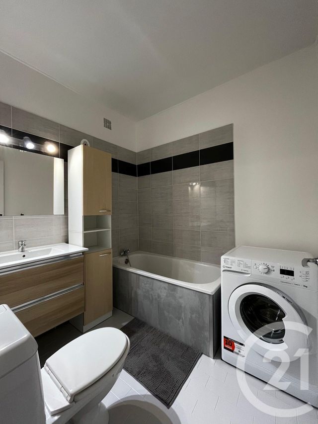 Appartement F1 à louer - 1 pièce - 28.75 m2 - METZ - 57 - LORRAINE - Century 21 Côté Est Immobilier