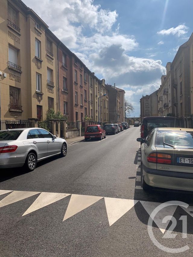 Appartement F2 à louer - 2 pièces - 44.86 m2 - MONTIGNY LES METZ - 57 - LORRAINE - Century 21 Côté Est Immobilier