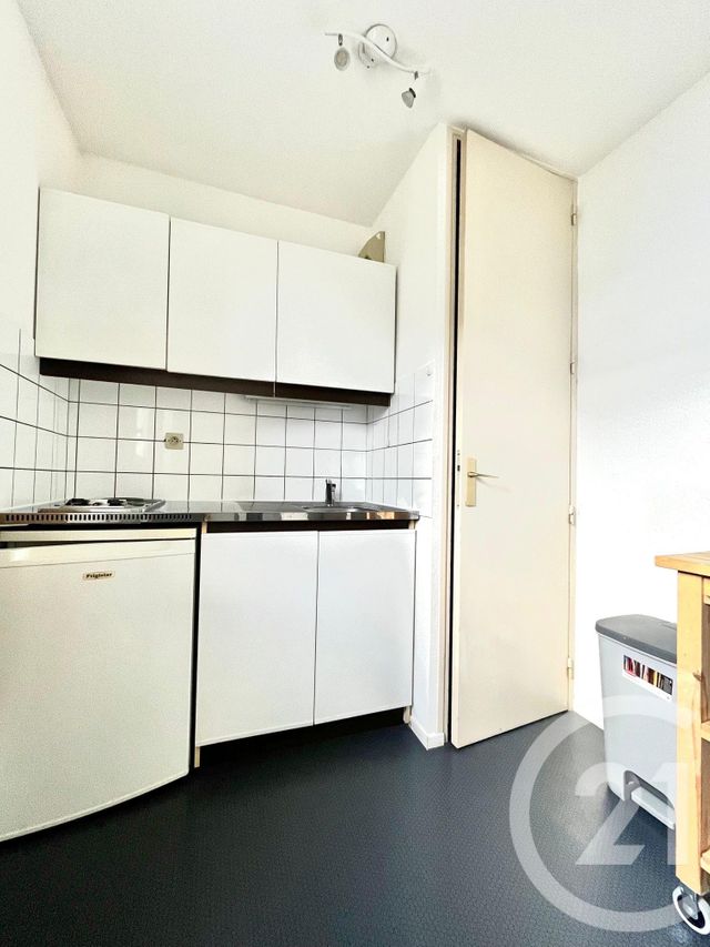 Appartement F1 à louer - 1 pièce - 30.1 m2 - METZ - 57 - LORRAINE - Century 21 Côté Est Immobilier