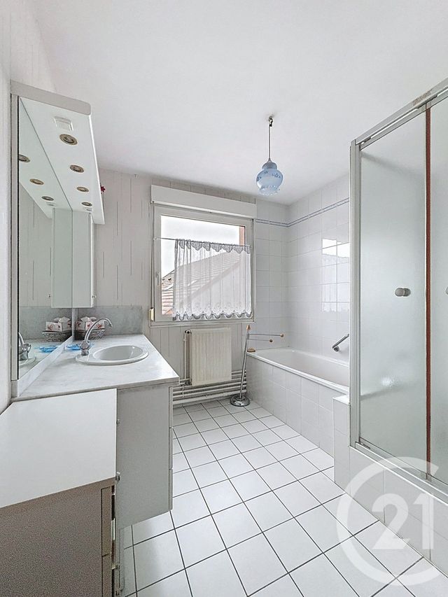 Appartement F4 à vendre - 4 pièces - 81.77 m2 - THIONVILLE - 57 - LORRAINE - Century 21 Côté Est Immobilier