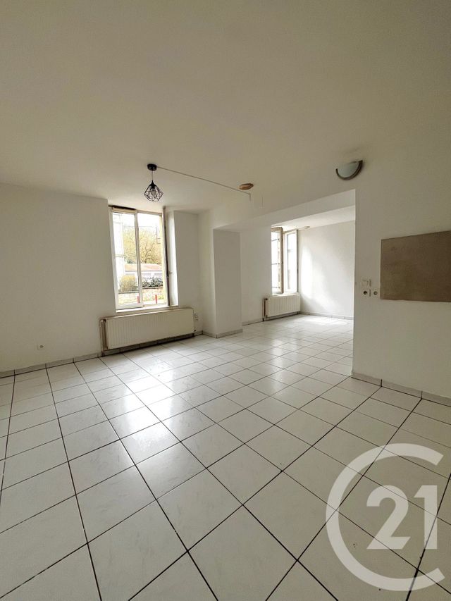 Appartement F3 à louer - 3 pièces - 63.13 m2 - JOEUF - 54 - LORRAINE - Century 21 Côté Est Immobilier
