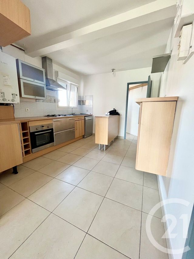 Appartement F5 à louer - 5 pièces - 80.62 m2 - METZ - 57 - LORRAINE - Century 21 Côté Est Immobilier