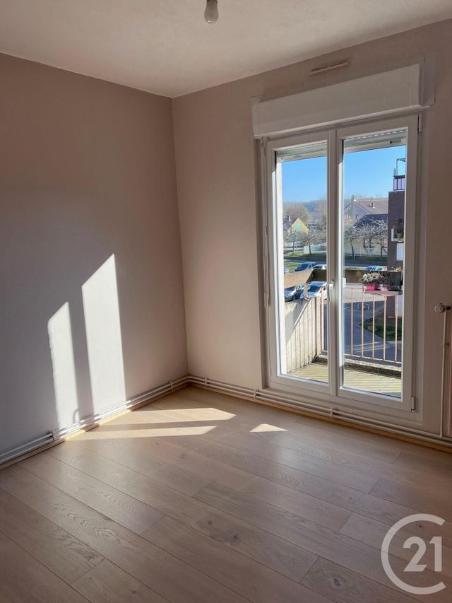 Appartement F5 à louer - 5 pièces - 80.62 m2 - METZ - 57 - LORRAINE - Century 21 Côté Est Immobilier