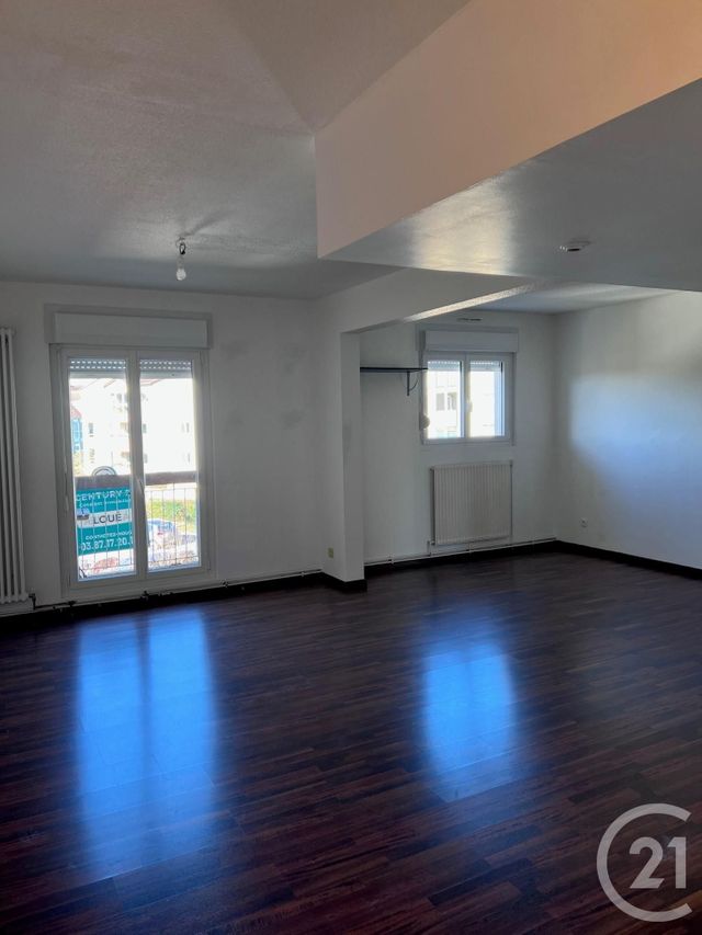 Appartement F5 à louer - 5 pièces - 80.62 m2 - METZ - 57 - LORRAINE - Century 21 Côté Est Immobilier