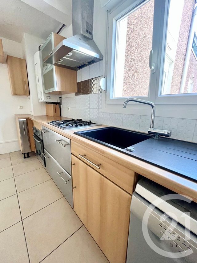 Appartement F5 à louer - 5 pièces - 80.62 m2 - METZ - 57 - LORRAINE - Century 21 Côté Est Immobilier