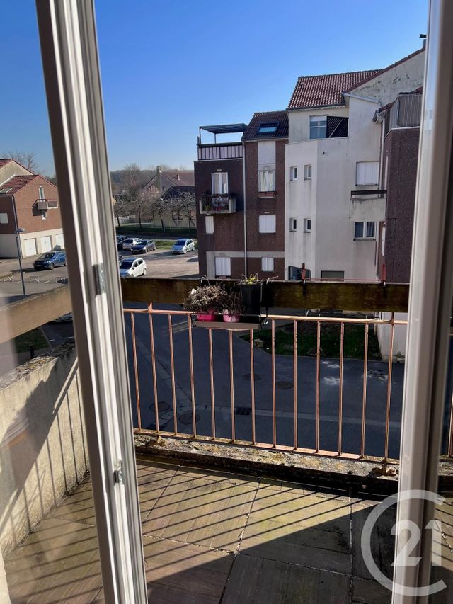 Appartement F5 à louer - 5 pièces - 80.62 m2 - METZ - 57 - LORRAINE - Century 21 Côté Est Immobilier