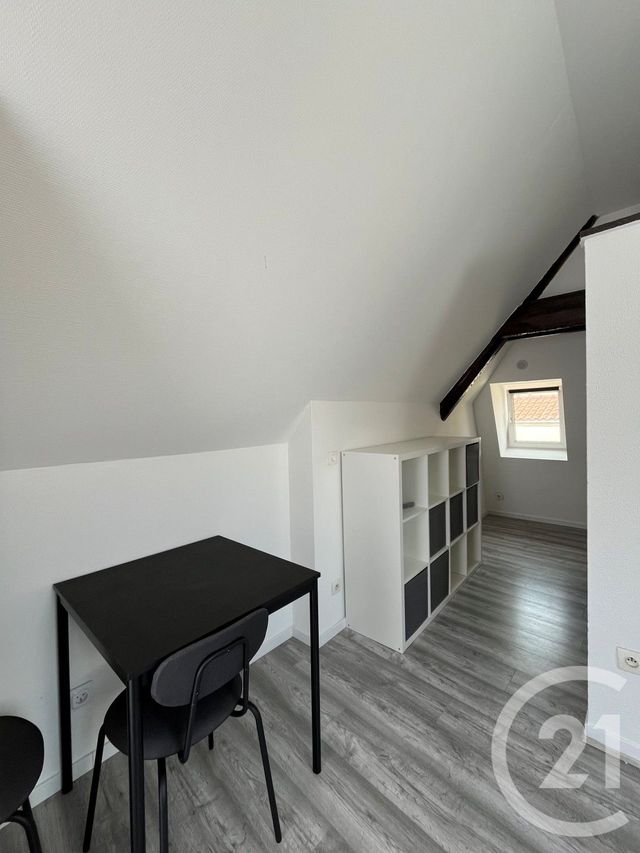 Appartement F1 à louer - 1 pièce - 24.8 m2 - METZ - 57 - LORRAINE - Century 21 Côté Est Immobilier