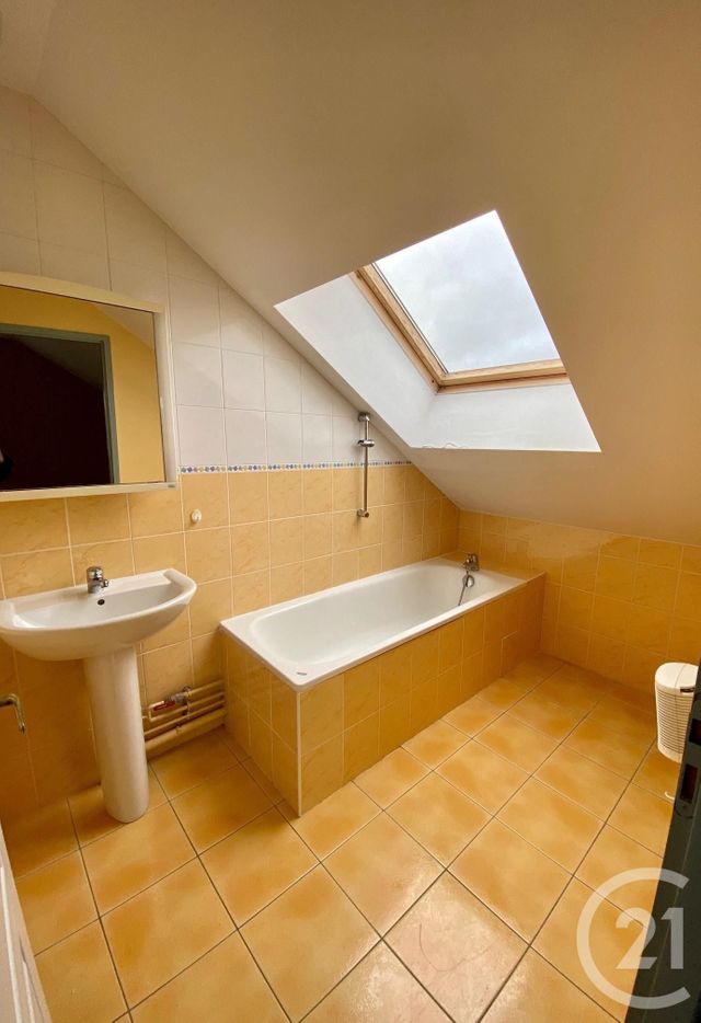 Appartement F2 à louer - 2 pièces - 57.58 m2 - DONCOURT LES CONFLANS - 54 - LORRAINE - Century 21 Côté Est Immobilier