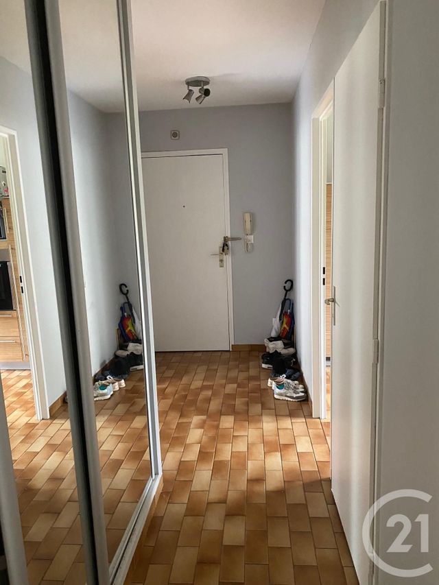 Appartement F4 à louer - 4 pièces - 84.22 m2 - METZ - 57 - LORRAINE - Century 21 Côté Est Immobilier