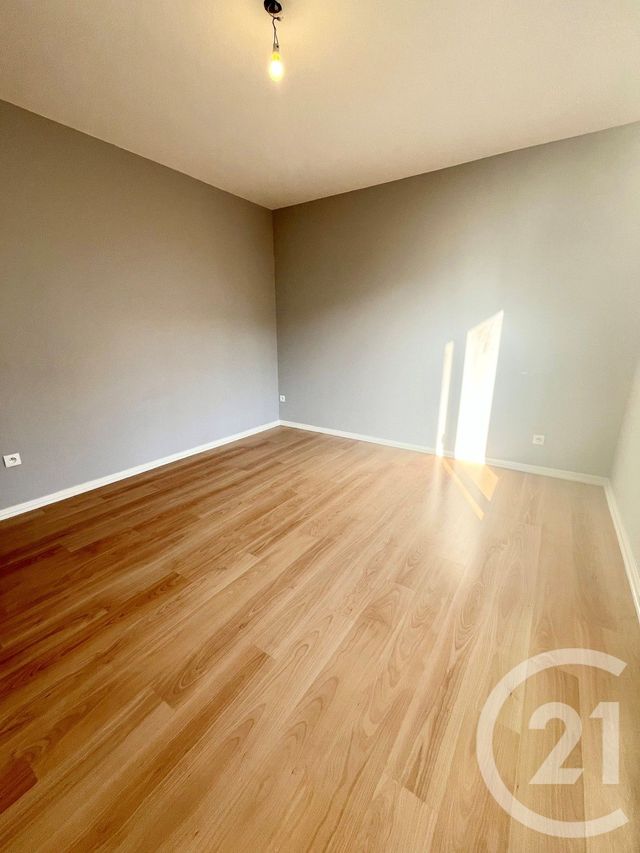 Appartement F4 à louer - 4 pièces - 84.22 m2 - METZ - 57 - LORRAINE - Century 21 Côté Est Immobilier