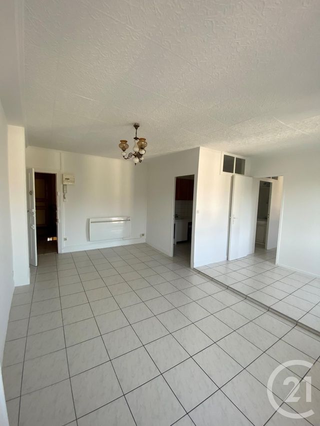 Appartement F2 à louer - 2 pièces - 44.4 m2 - JARNY - 54 - LORRAINE - Century 21 Côté Est Immobilier